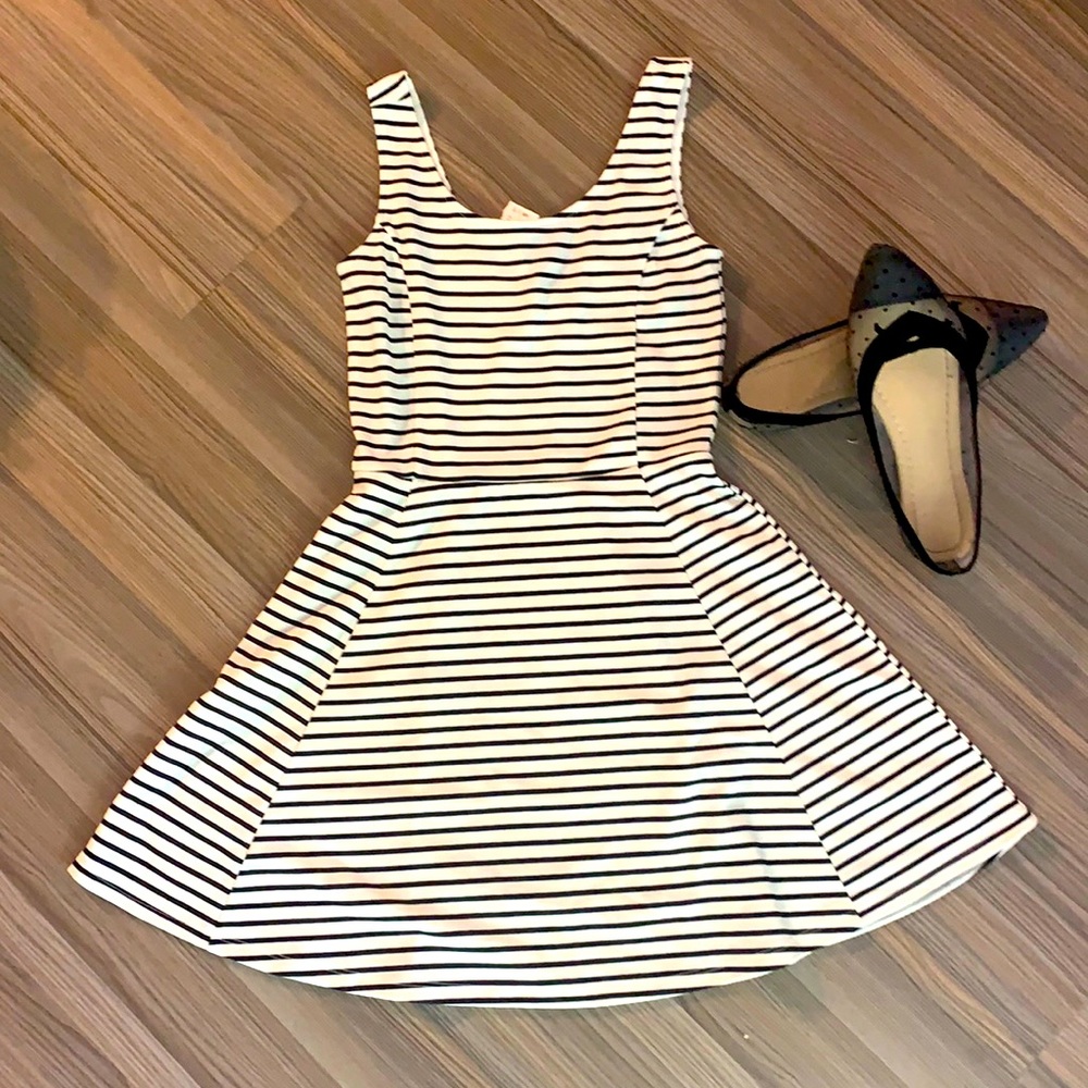 A-line fit flare h&m skater dress striped